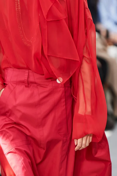 Look 65